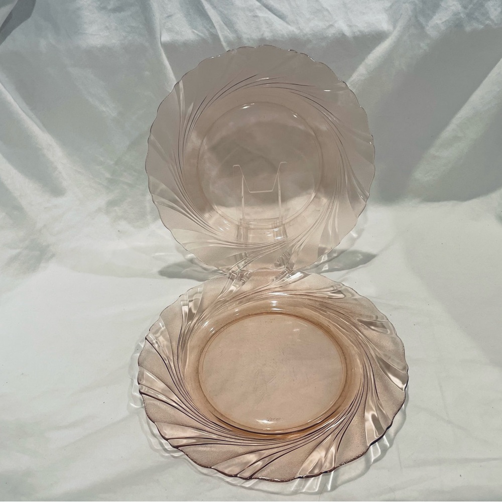 🥳BOGO! Pair (2) Vintage Vereco France Pink Swirl Etched Glass Dinner Plate.